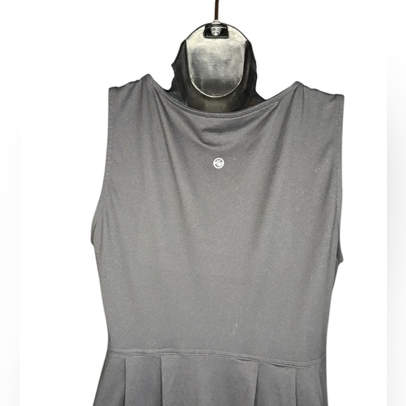 Eddie Bauer women’s BLACK Aster Crossover Tank Top
Dress size small preloved - Picture 6 of 10